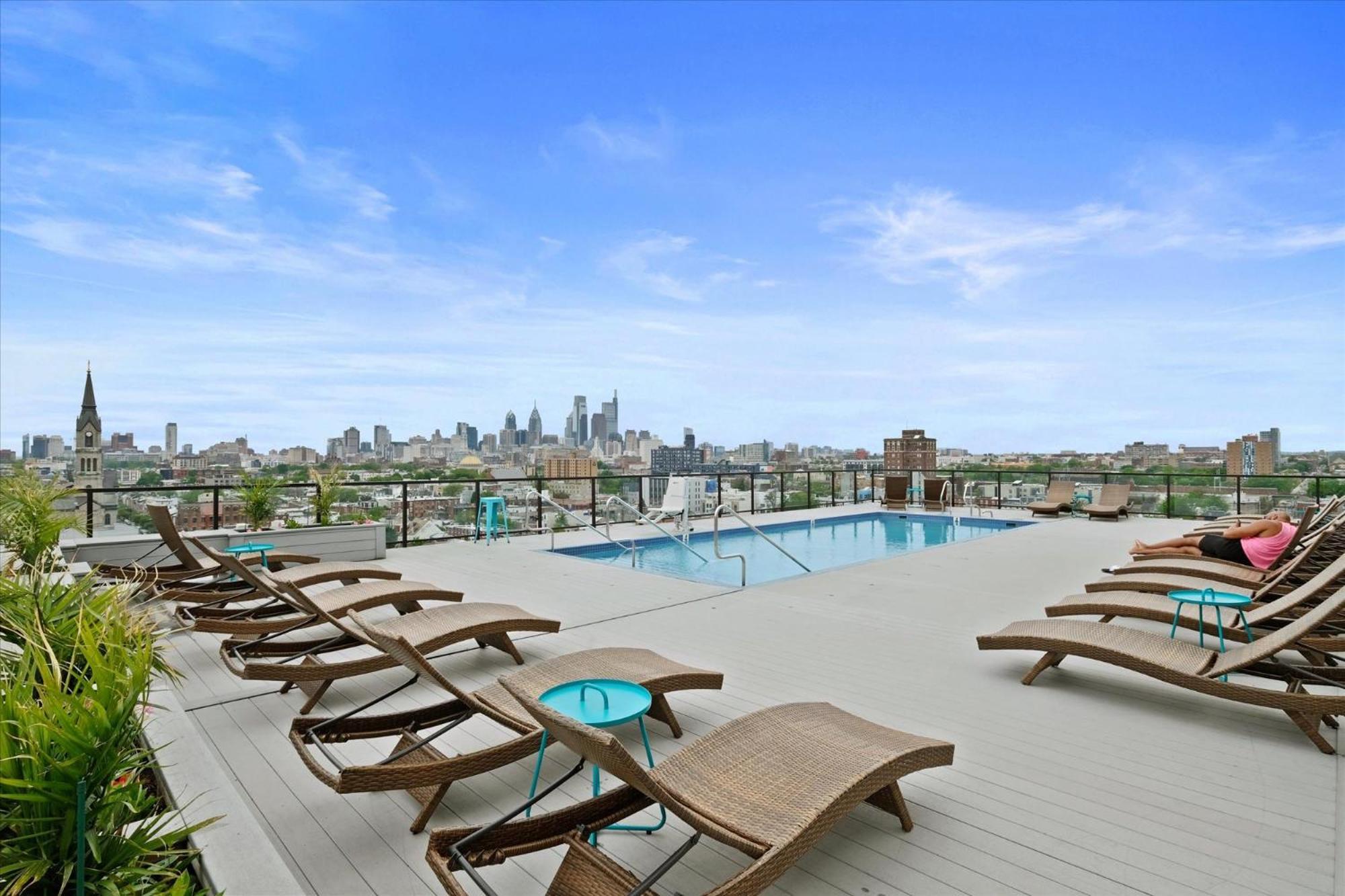 Modern Studio Near Center City, Rooftop Pool Daire Philadelphia Dış mekan fotoğraf